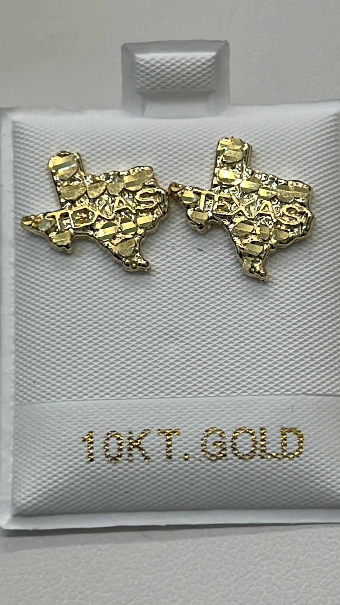 INF Earings Studs 10K SKU 102005 2.6 g SZ 92331388 ALIHI Yellow Big Texas Nugget